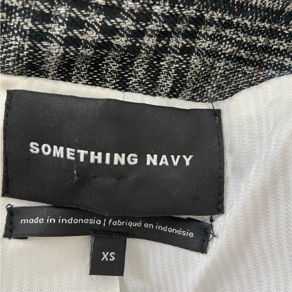 Something Navy Plaid Blazer - Picture 5 of 6